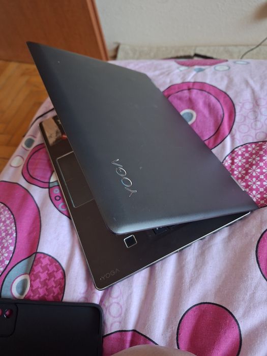 Vand Laptop Lenovo Yoga