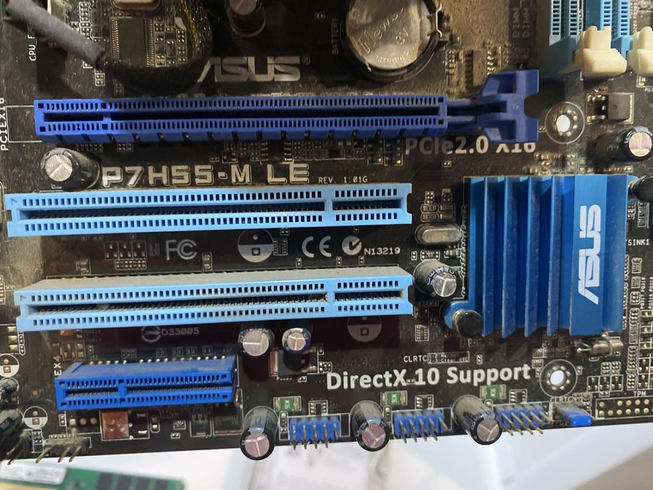 Материнская плата с процессором