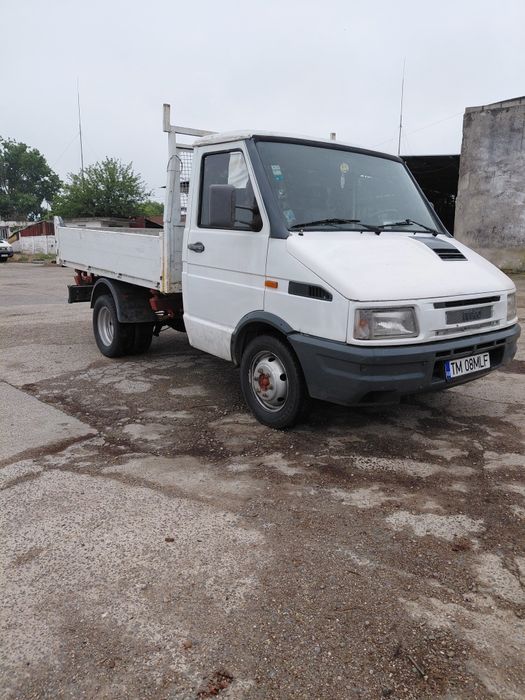 Iveco daily 2.8tdi basculare pe cutie trilaterale
