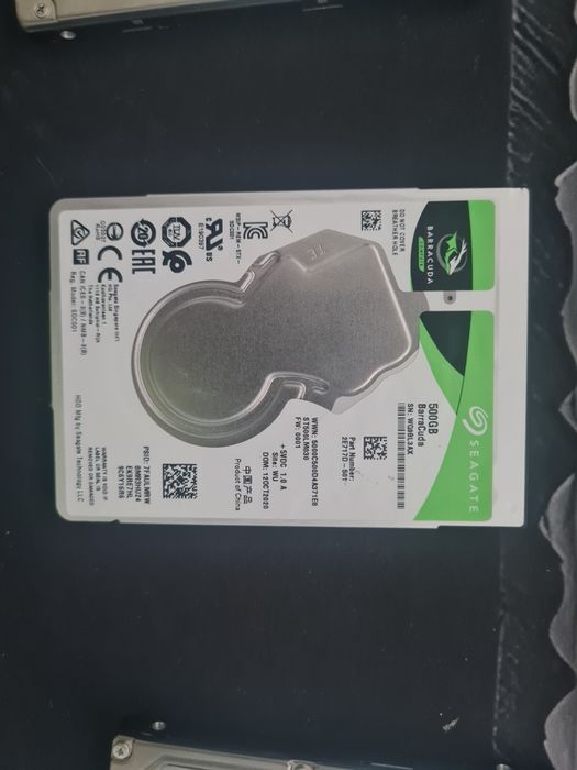 Se vind hard disk  în stare buna 500gb