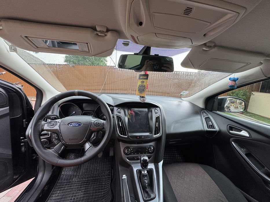 Ford focus 1.0 ecoboost  2012 titanium