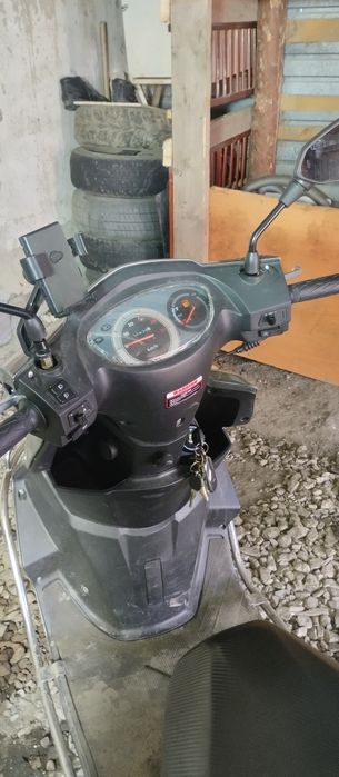 Продам скутер x7 m10