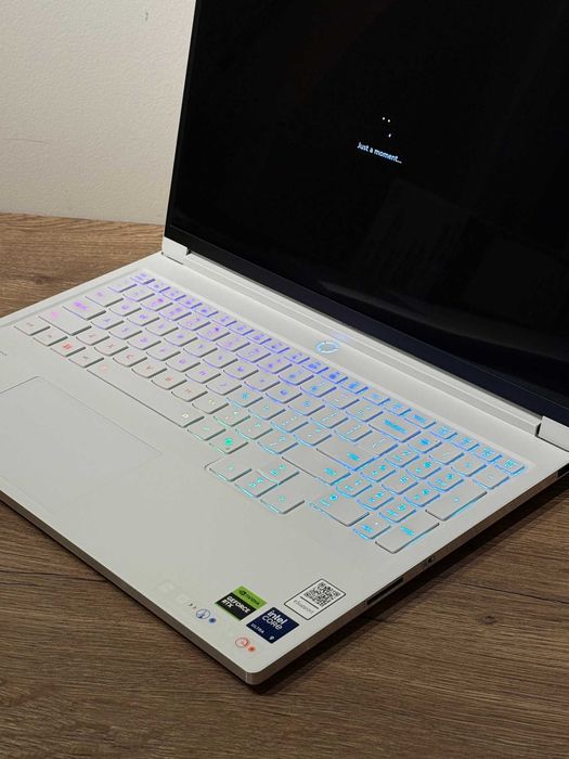 Laptop Gaming Lenovo Legion 7 16" OLED Ultra 9 32GB RTX 5070 2TB ALB