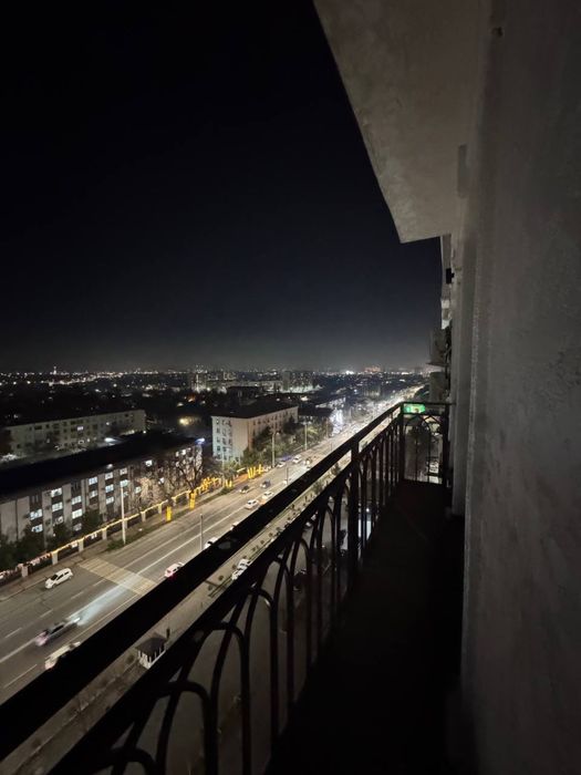 Продается 3хком в центре