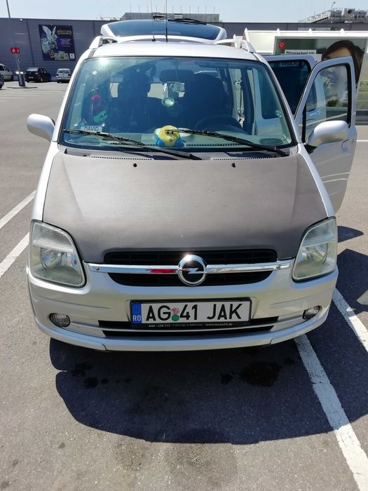 Vând AGILA 1,2 benzină cu GPL