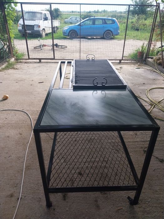 Gratare metalice de vânzare 2m