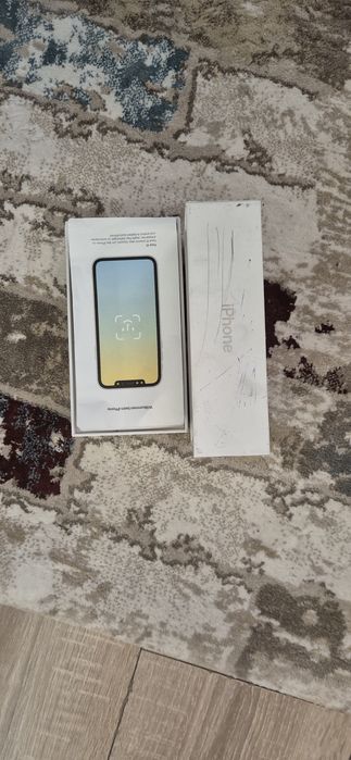 iPhone XR 128GB Alb – Stare  Bună/ Cutie + Cablu,puțin decolorat sus(vezi imaginea 3)