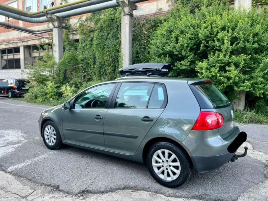 Vând Volkswagen golf V
