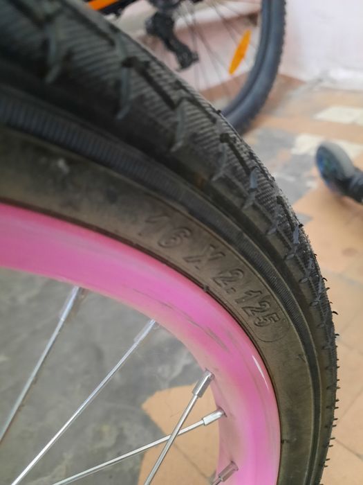 Велосипед для девочки 4-9 лет