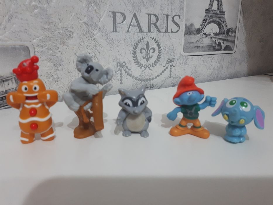 Киндер игрушки продам