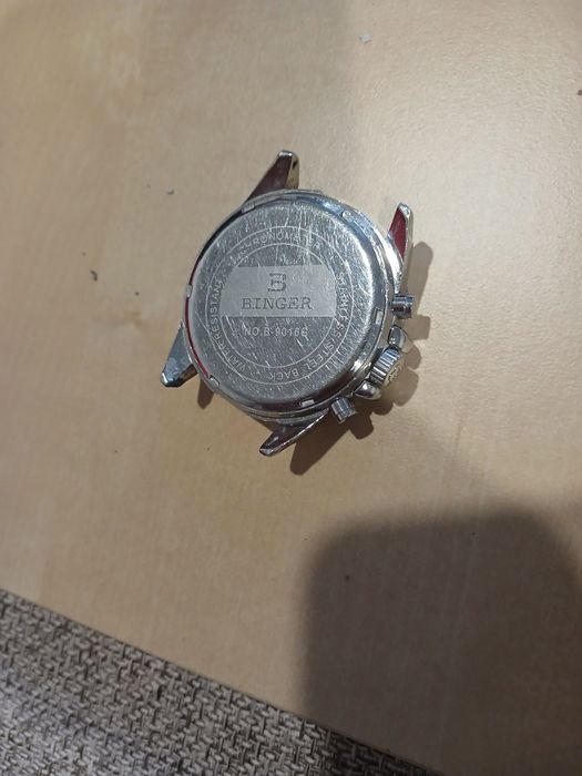 Маркови чесовници работещи