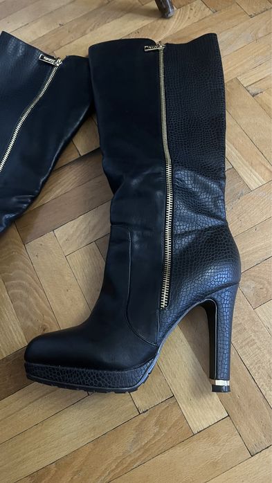 Дамски ботуши Gaudi