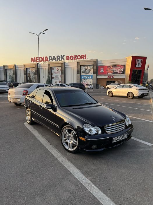 Mercedes W203 сотилади