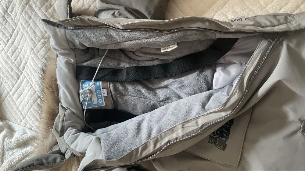 Продам детский комбенизон Lassye для мальчика