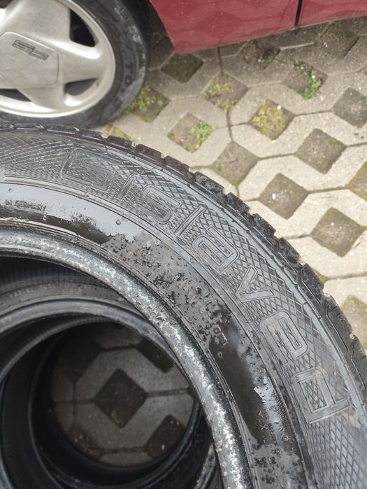 Комплект зимни гуми 195 65 15