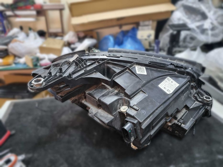 Ляв фар за Mercedes E W213 Multibeam lqv far мерцедес 213 мултибиим