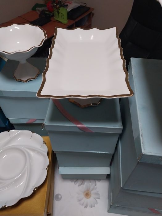 продам посуду для торжество