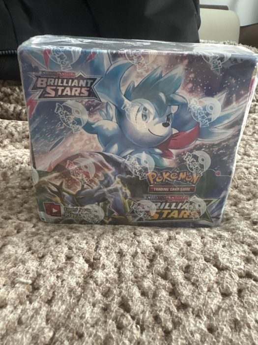 Pokemon Box Brilliant Stars SWORD&SHIELD