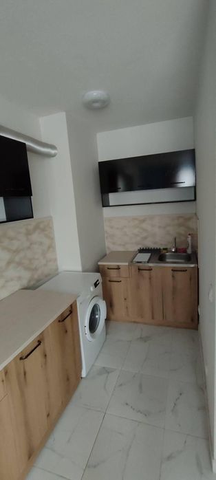 Дава се под наем Едностаен апартамент в София, Малинова долина - 40 кв.м за 448.8 € - Снимка #2