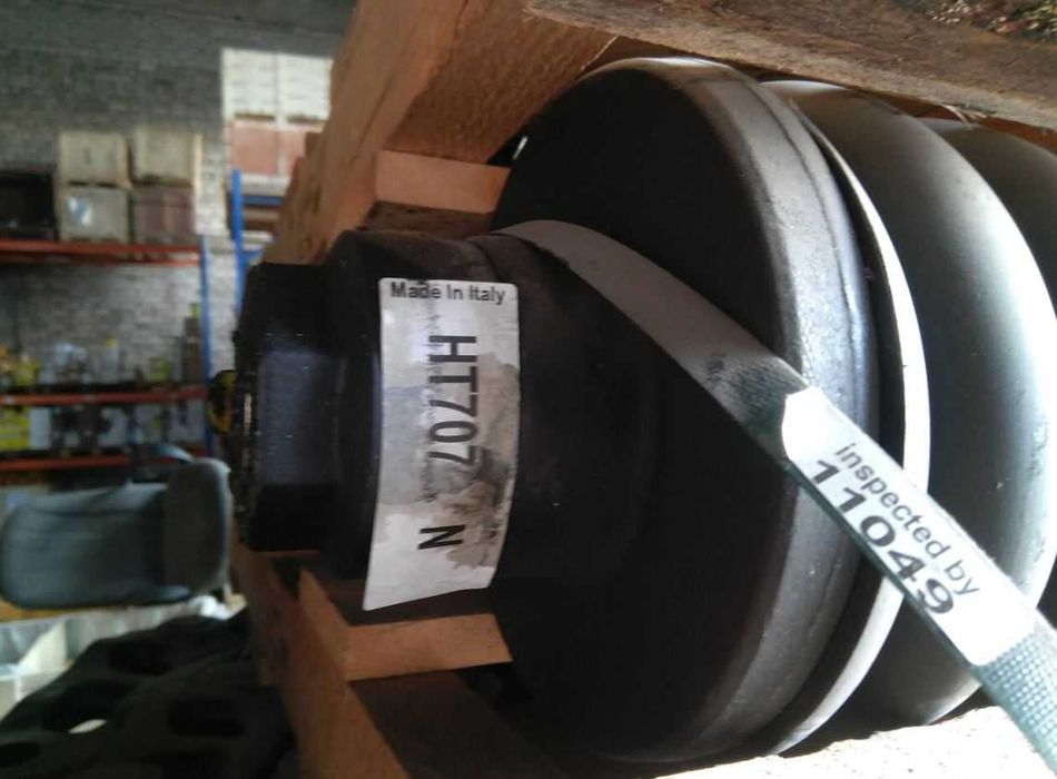 Натяжитель гусеницы для спецтехники