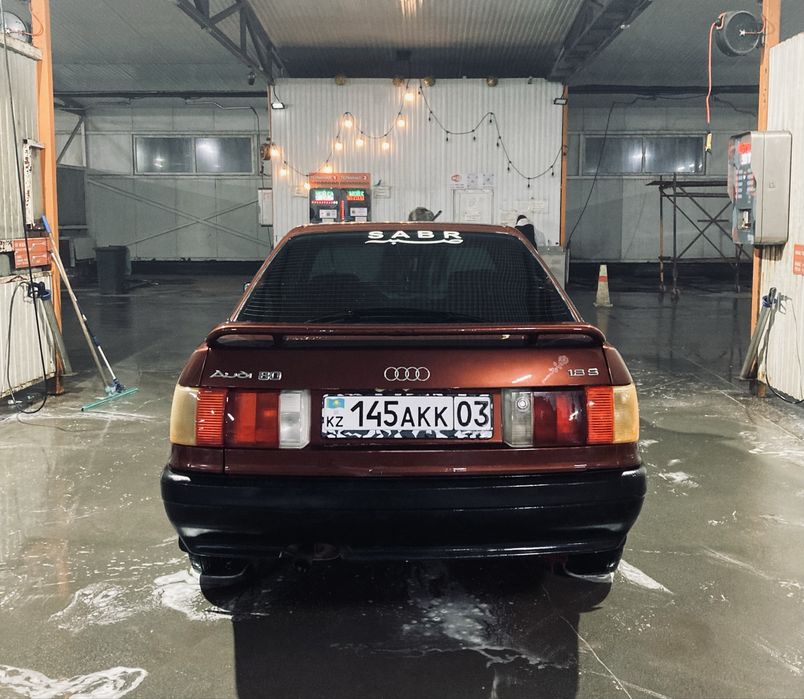 Audi, 80 B3 Двигател моно