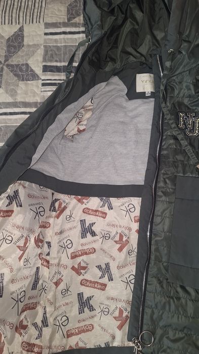 Куртка ветровка 146см