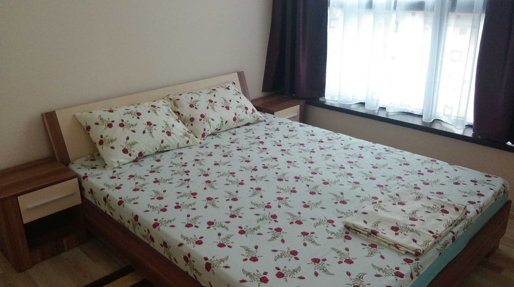 PROPRIETAR închiriez Apartament cu 2 camere în BLOC NOU în ZONA BADEA CÂRȚAN  la 10 minute de Facultatea de Medicină