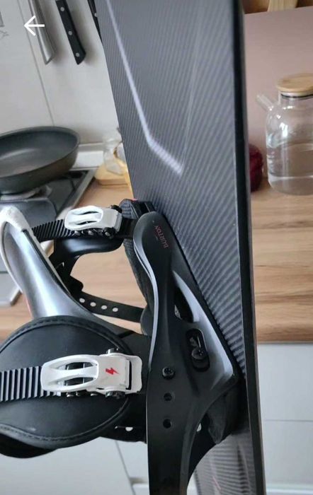 Сноуборд из карбона