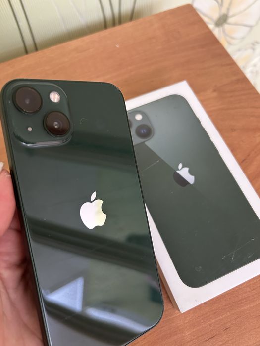 Айфон 13 (128)  продам
