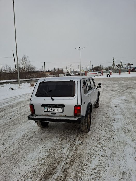 Продам ниву 21214