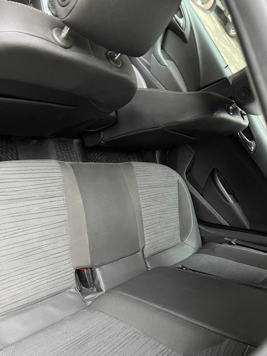 Opel Astra J Berlina, motor 1.6 benzina, an fabricatie 2017, 64000 km