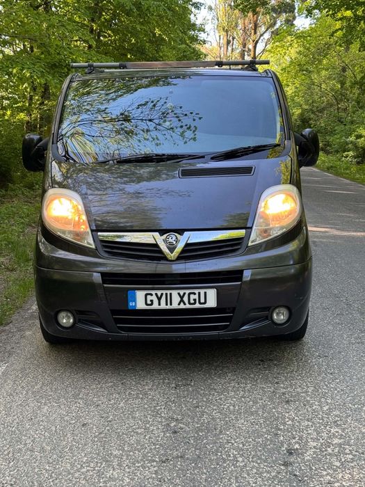 OPEL Vivaro 0