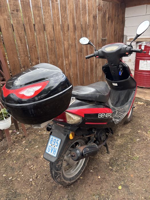 Vand scooter Benero 49cc