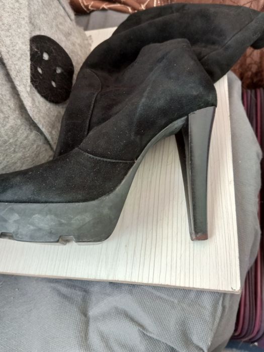 Продам женскую обувь