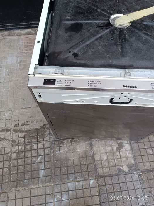 Съдомиялна за вграждане miele