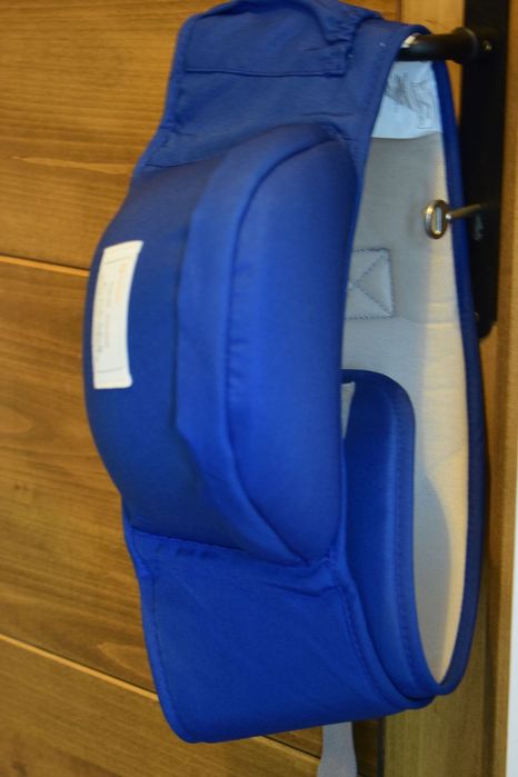 Marsupiu/Scaun bebe modern Jozy, centura ajustabila pentru talie