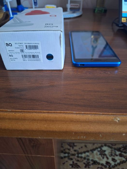 Недорого продам смартфон BQ-5740G