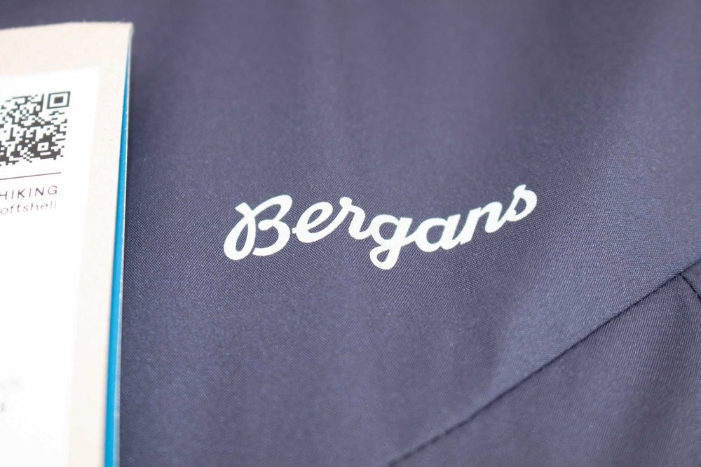 BERGANS Microlight Jacket дамско яке много тънко с качулка ветровка М ново