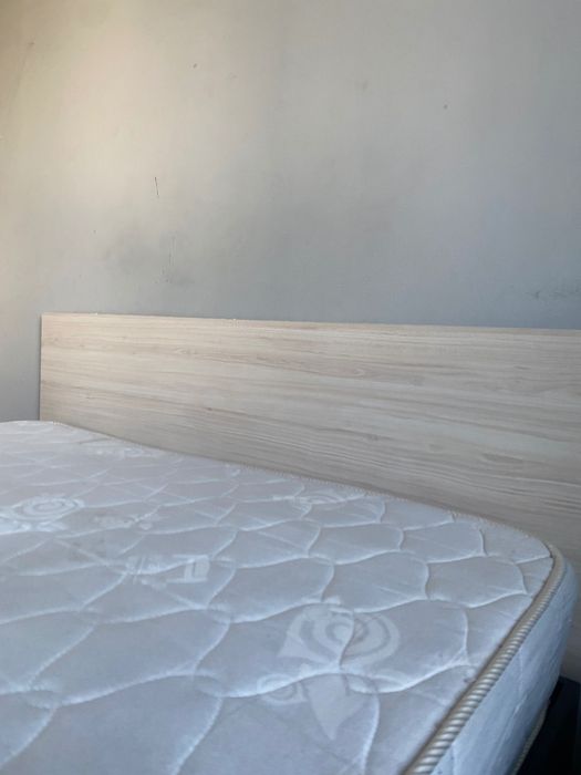 Спалня легло с матрак