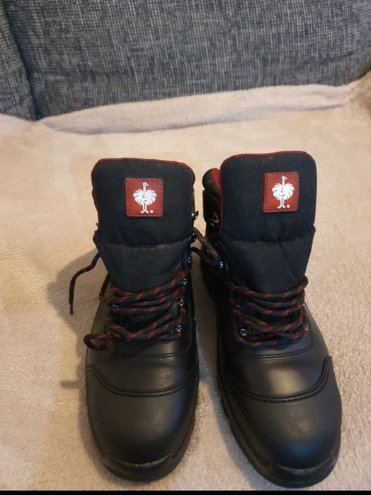 Bocanci de lucru Engelbert Strauss numarul 42 impecabili