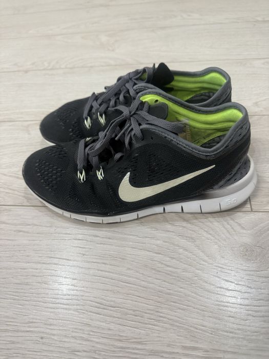 NIKE дамски маратонки!изключително удобни