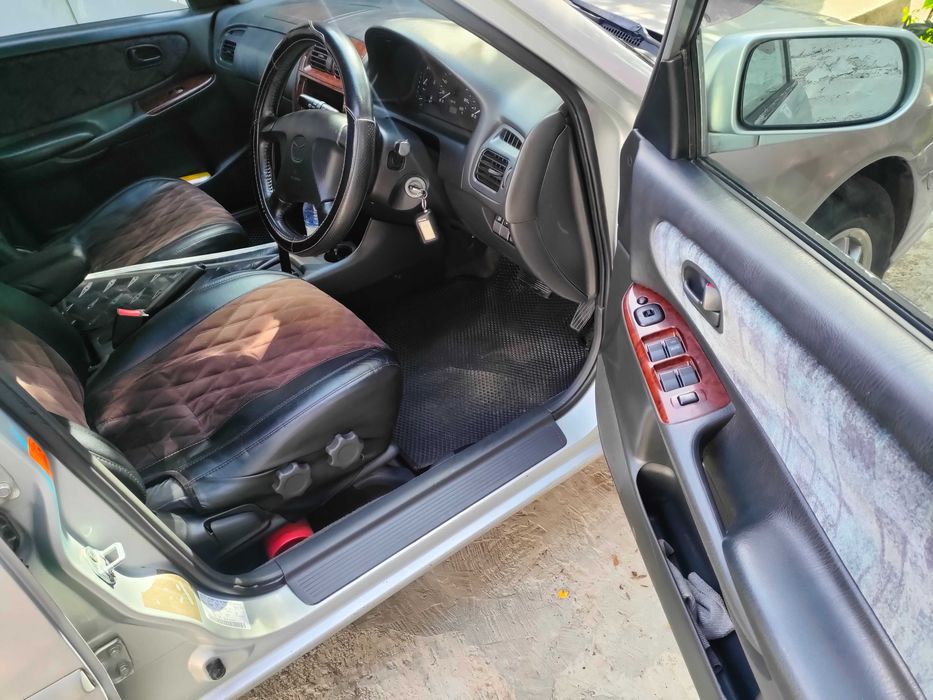 Mazda Capella 1998 г.