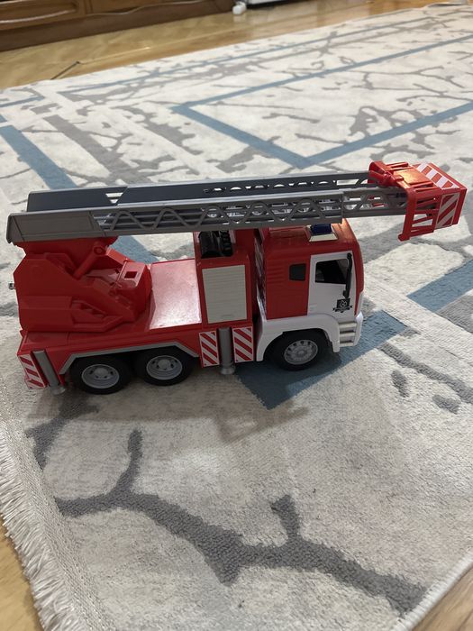 Проам игрушечный  камаз и кран