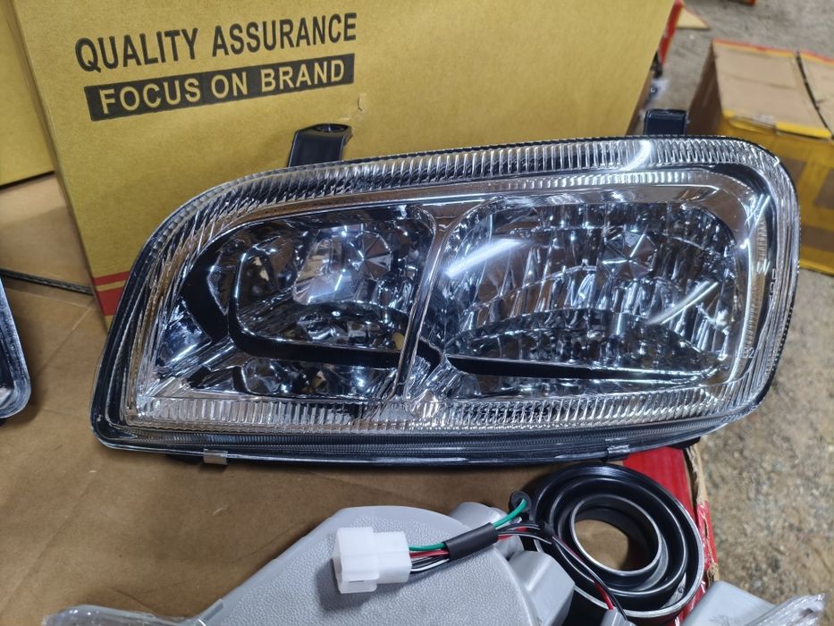 Фары передние Раф 4/RAV4