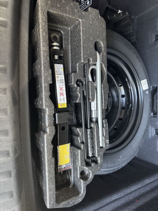 Резервна гума за бмв у11 у12 х1 х2  2023г