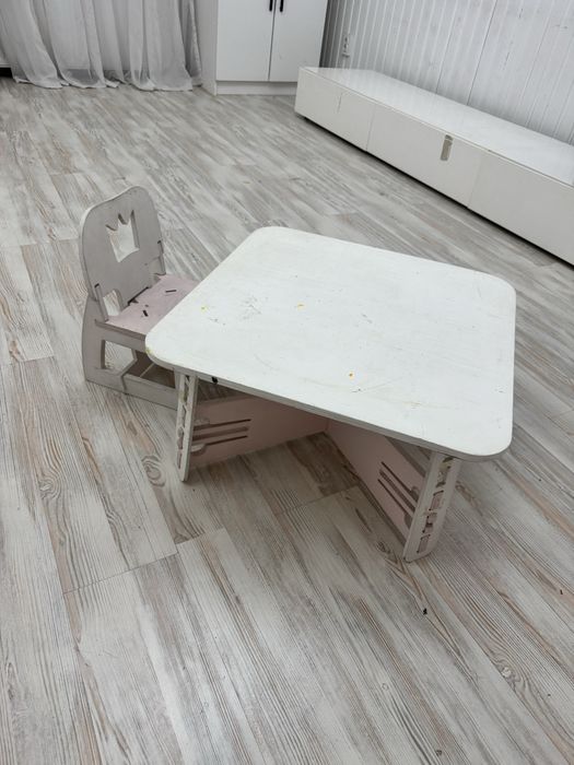 Детский столик + стульчик