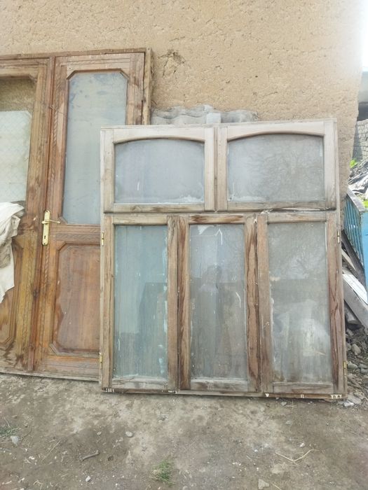 Oyna romlar yog'och b/u