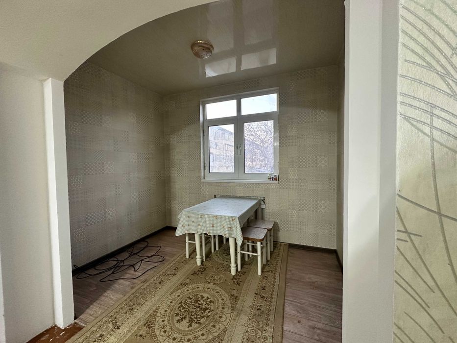 Қибрайда 3 хонали квартира сотилади