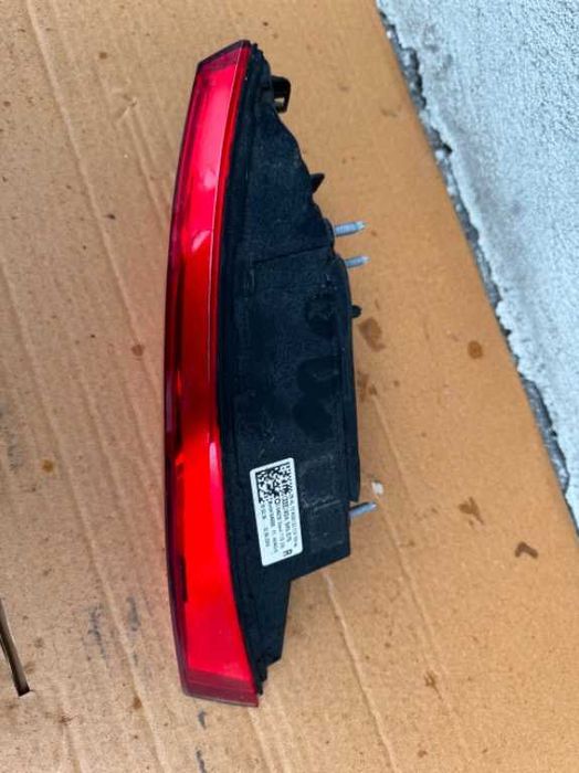 Stop dreapta haion Audi Q3 II 83A