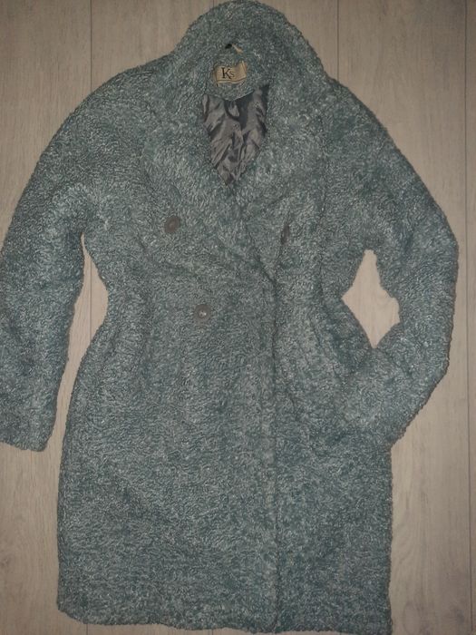 Размер 46-48 пальто ты ща отдам девушке